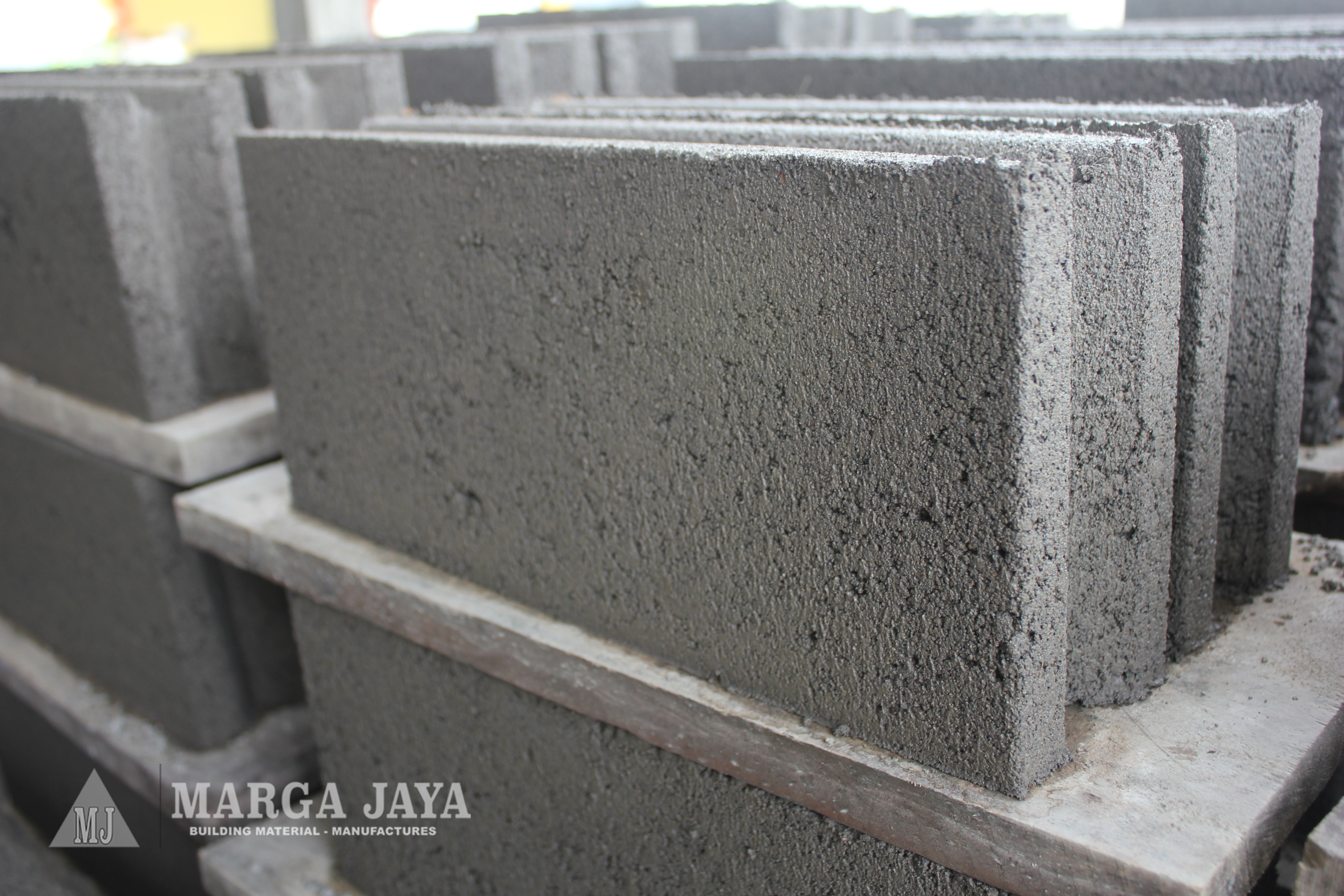 Batako Press  Marga Jaya - Building Material Manufactures 